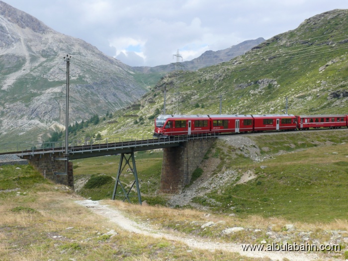 P1120548.JPG - Bernina