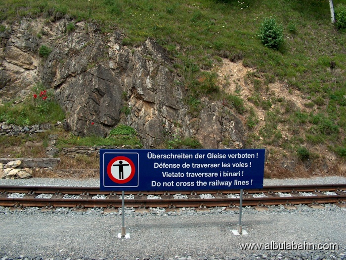 HPIM3342.JPG - Bahnhof Filisur