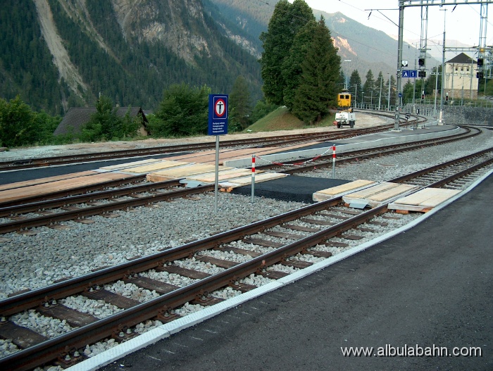 HPIM3632.JPG - Bahnhof Filisur