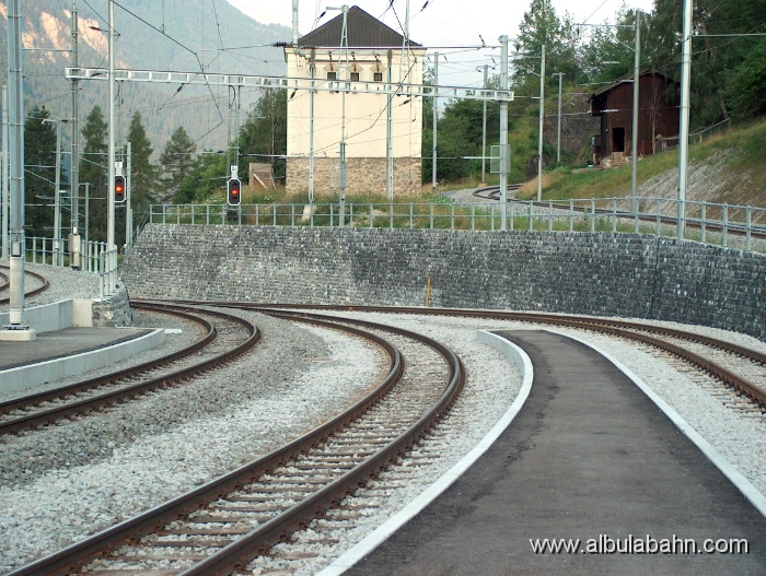 HPIM3658.JPG - Bahnhof Filisur