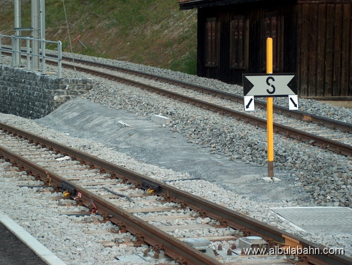 HPIM3662.JPG - Bahnhof Filisur