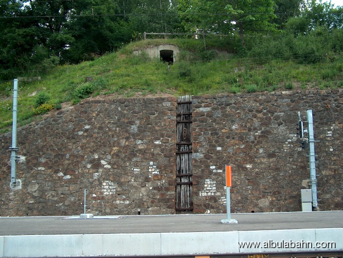 HPIM3683.JPG - Bahnhof Filisur