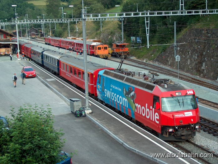 HPIM1683.JPG - Bahnhof Filisur