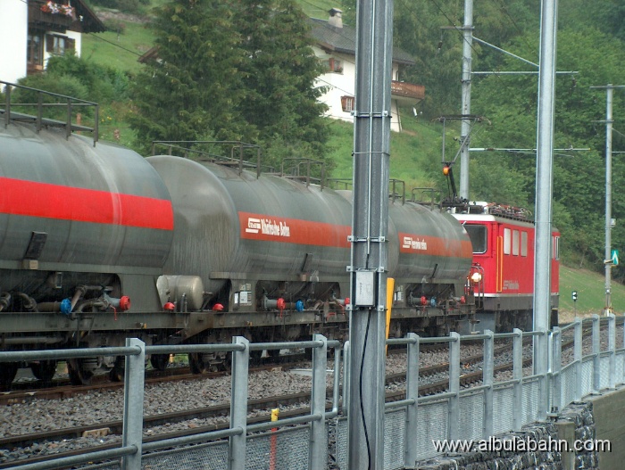 HPIM1929.JPG - Bahnhof Filisur