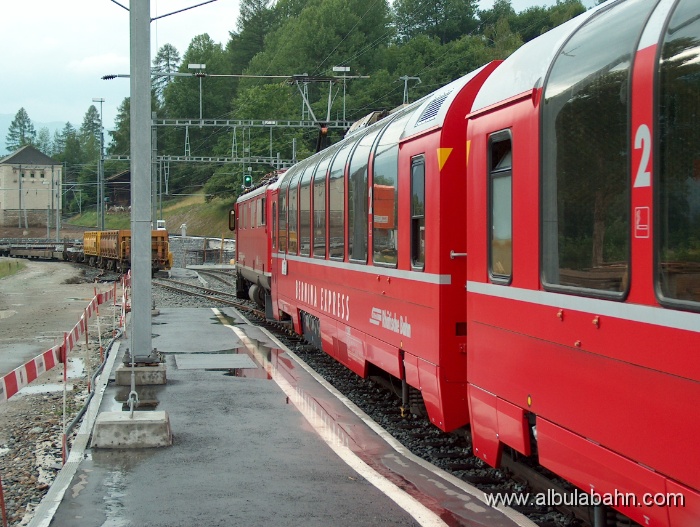 HPIM1942.JPG - Bahnhof Filisur