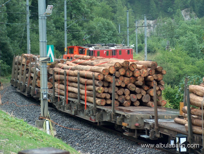 HPIM1976.JPG - Bahnhof Filisur