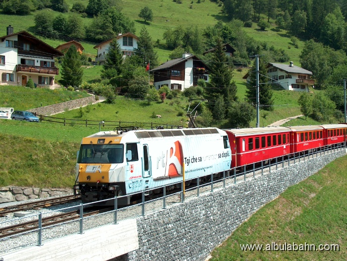 HPIM3469.JPG - Bahnhof Filisur