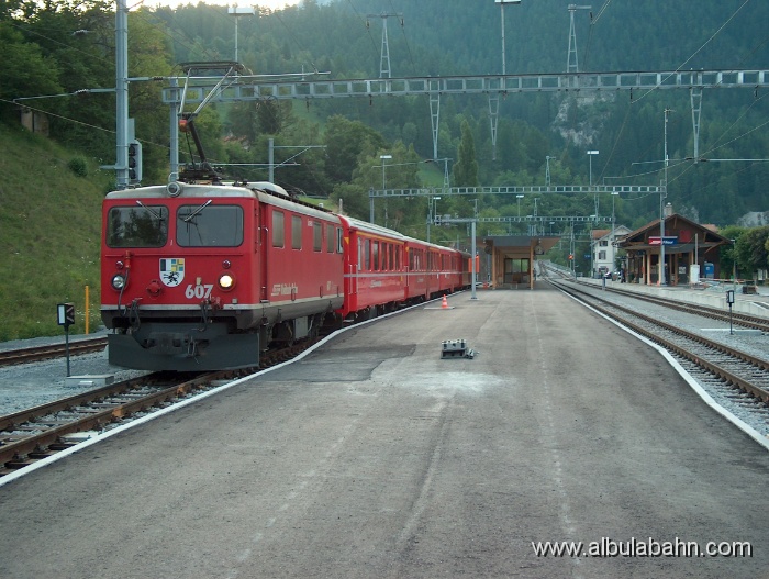 HPIM3641.JPG - Bahnhof Filisur