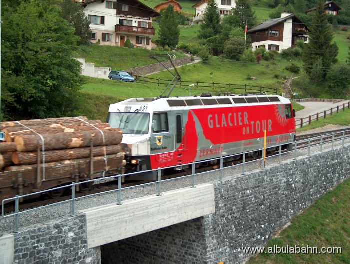HPIM3783.JPG - Bahnhof Filisur