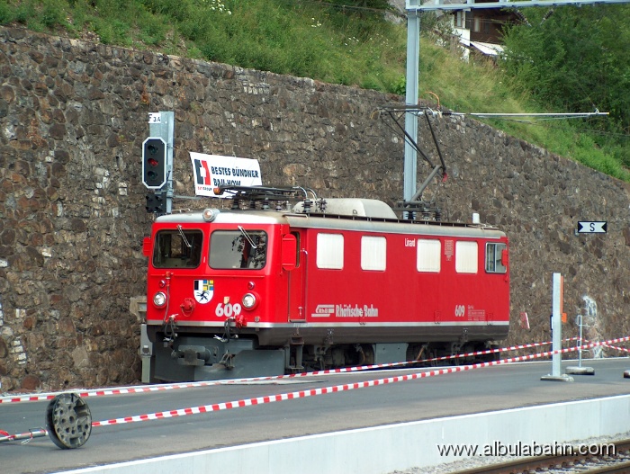 HPIM3900.JPG - Bahnhof Filisur