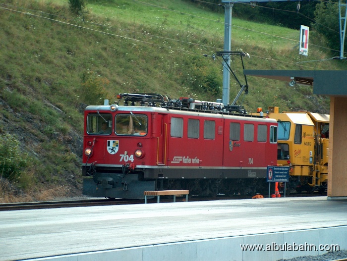 HPIM3965.JPG - Bahnhof Filisur