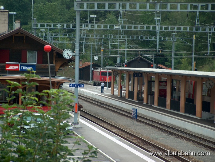 HPIM5037.JPG - Bahnhof Filisur