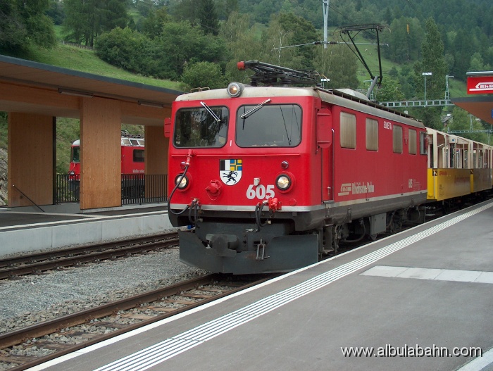 HPIM5103.JPG - Bahnhof Filisur