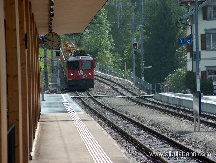 HPIM5149.JPG - Bahnhof Filisur