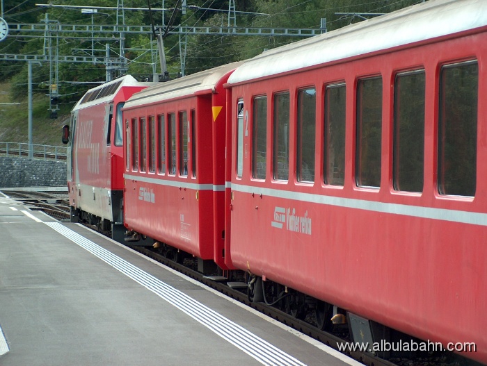 HPIM5225.JPG - Bahnhof Filisur