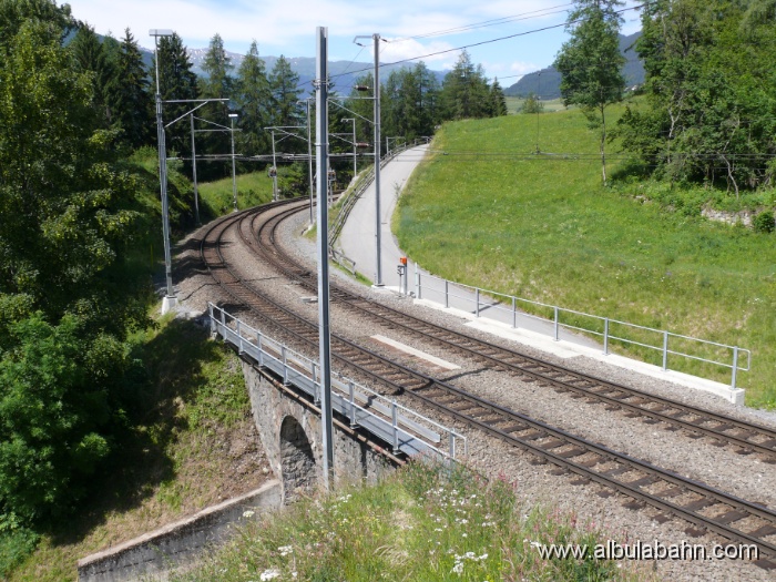 P1070288.JPG - Bahnhof Filisur