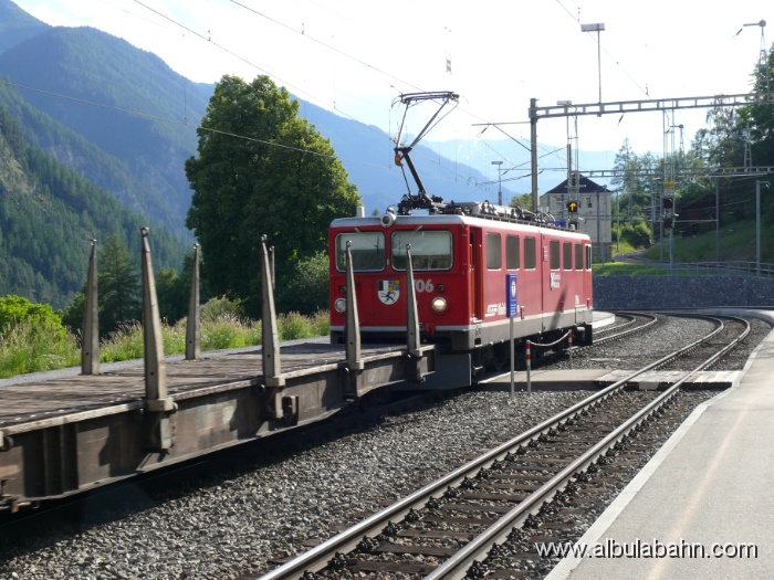 P1070446.JPG - Bahnhof Filisur