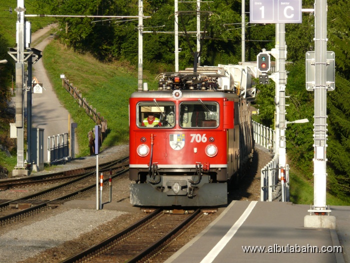 P1070799.JPG - Bahnhof Filisur