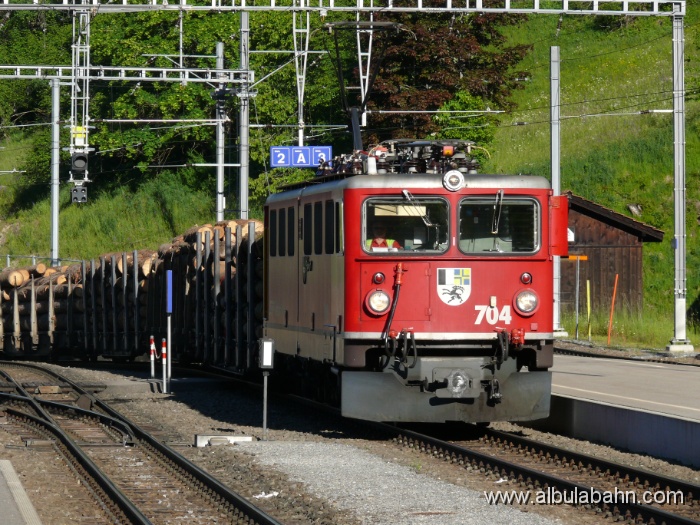 P1100051.JPG - Bahnhof Filisur