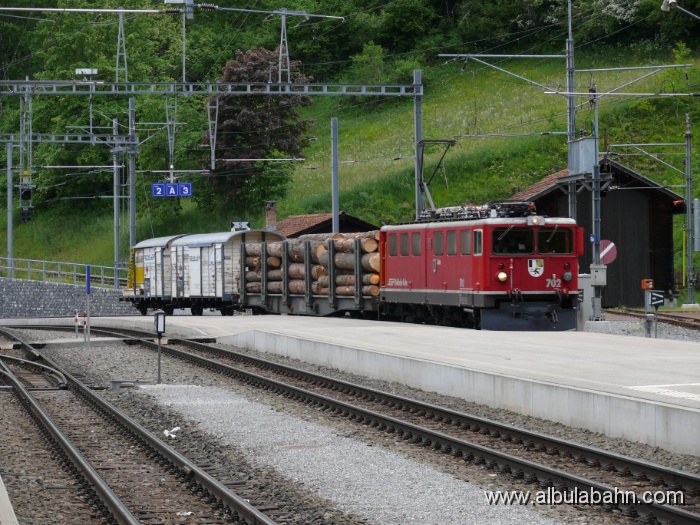 P1100383.JPG - Bahnhof Filisur