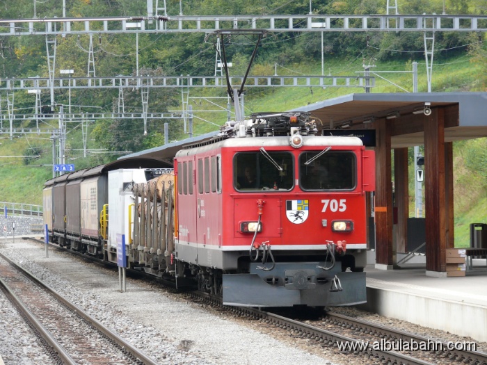 P1160286.JPG - Bahnhof Filisur