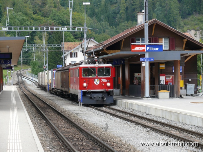 P1160305.JPG - Bahnhof Filisur