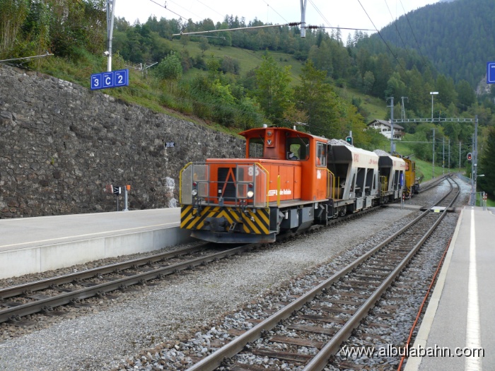 P1160475.JPG - Bahnhof Filisur