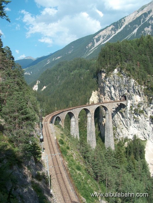 HPIM2137.JPG - Landwasserviadukt