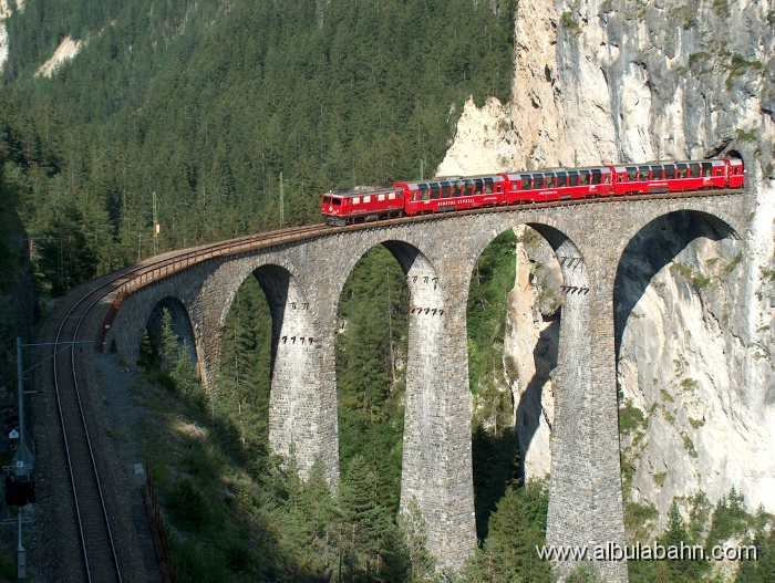 HPIM2159.JPG - Landwasserviadukt
