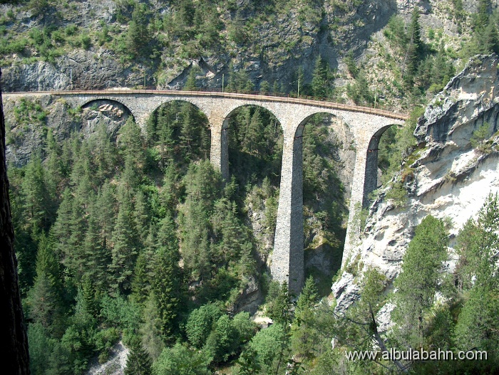 HPIM3364.JPG - Landwasserviadukt