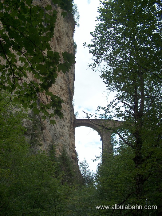 HPIM5322.JPG - Landwasserviadukt