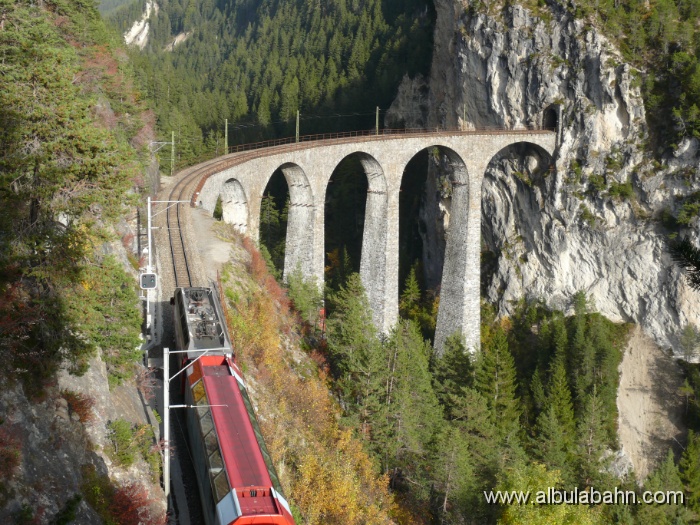 P1010175.JPG - Landwasserviadukt