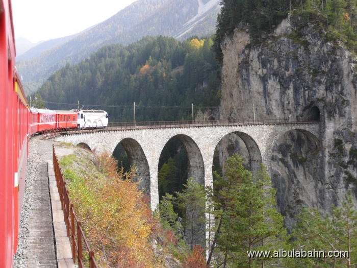 P1010257.JPG - Landwasserviadukt
