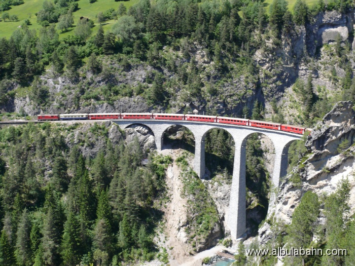P1050387.JPG - Landwasserviadukt
