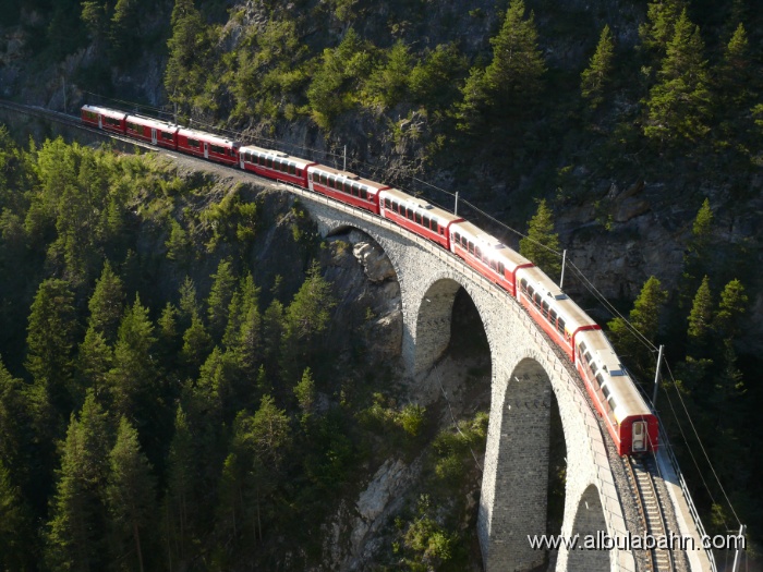 P1070764.JPG - Landwasserviadukt
