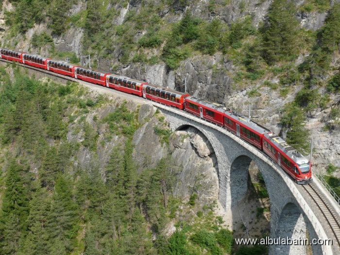 P1080427.JPG - Landwasserviadukt