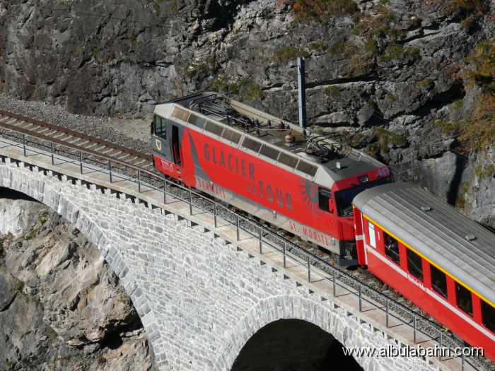 P1090436.JPG - Landwasserviadukt