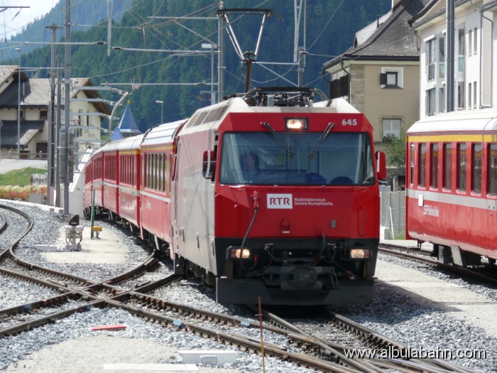 P1120431.JPG - Samedan