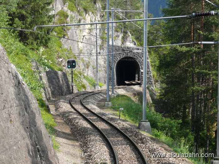 P1020142.JPG - Ruegnatunnel