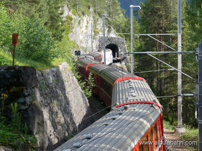 P1020144.JPG - Ruegnatunnel