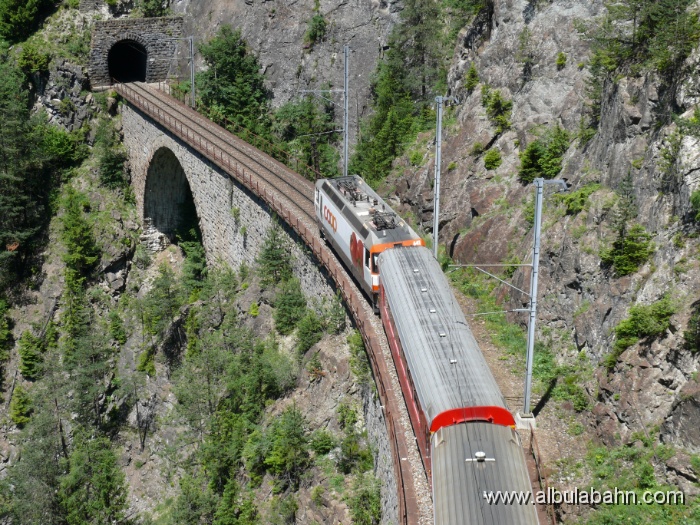 P1050536.JPG - Stulsertobelviadukt