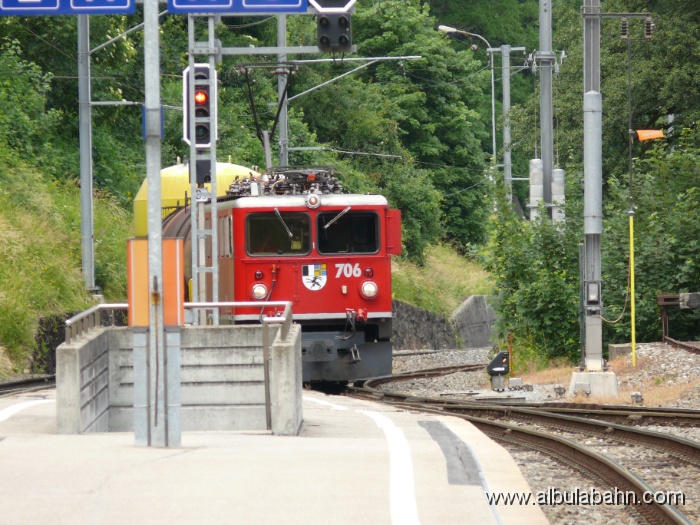 P1020287.JPG - Bahnhof Thusis