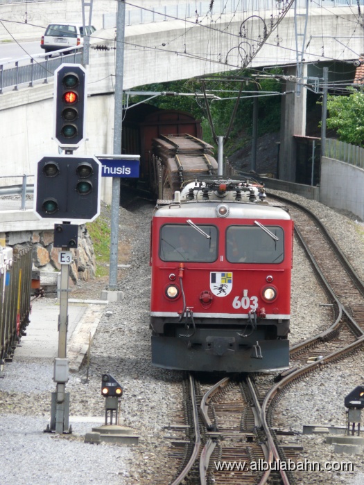 P1020318.JPG - Bahnhof Thusis