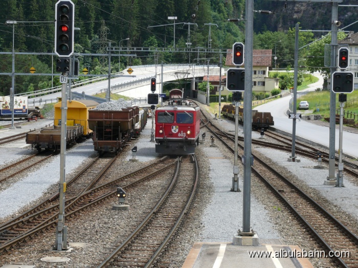 P1020319.JPG - Bahnhof Thusis