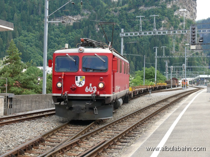 P1020348.JPG - Bahnhof Thusis