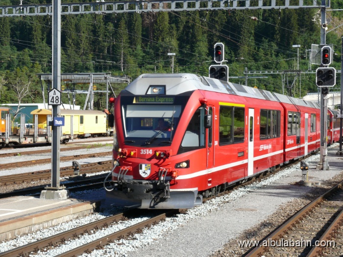 P1140754.JPG - Bahnhof Thusis