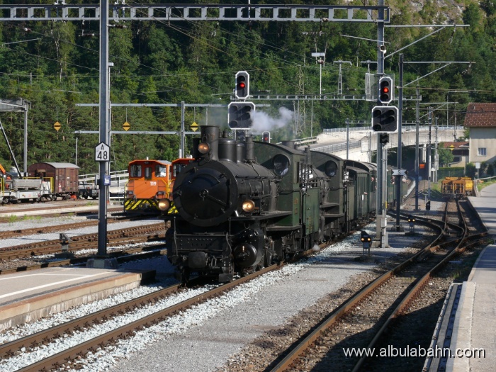 P1140758.JPG - Bahnhof Thusis