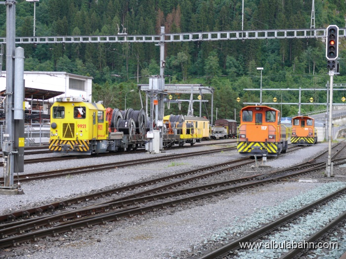 P1150237.JPG - Bahnhof Thusis