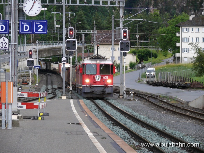 P1150241.JPG - Bahnhof Thusis