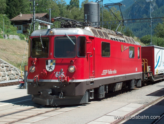 HPIM4022.JPG - Bahnhof Tiefencastel